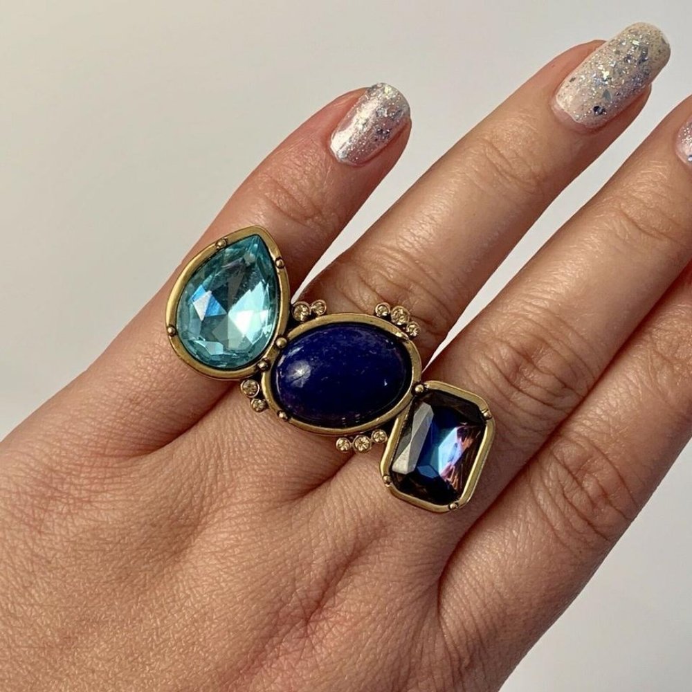 Oscar de la Renta 3-Crystal Ring Adjustable - Picture 9 of 10